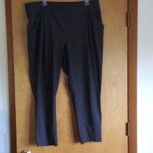 Lucy Capris XL Black